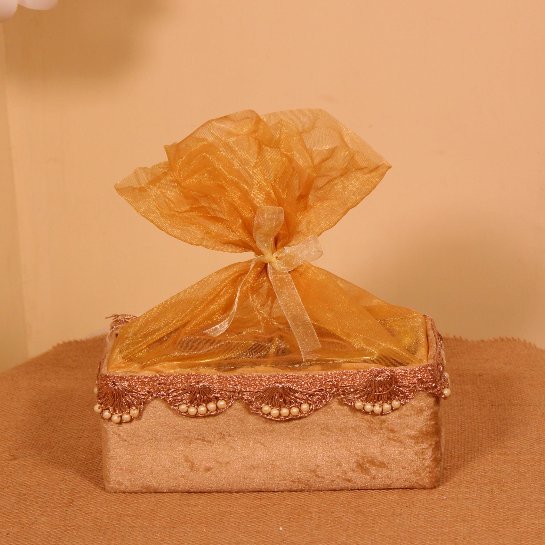Velvet Bead Decor Dry Fruit Net Basket with 2 Glass Jars – For Gift Hampers & Diwali Hampers