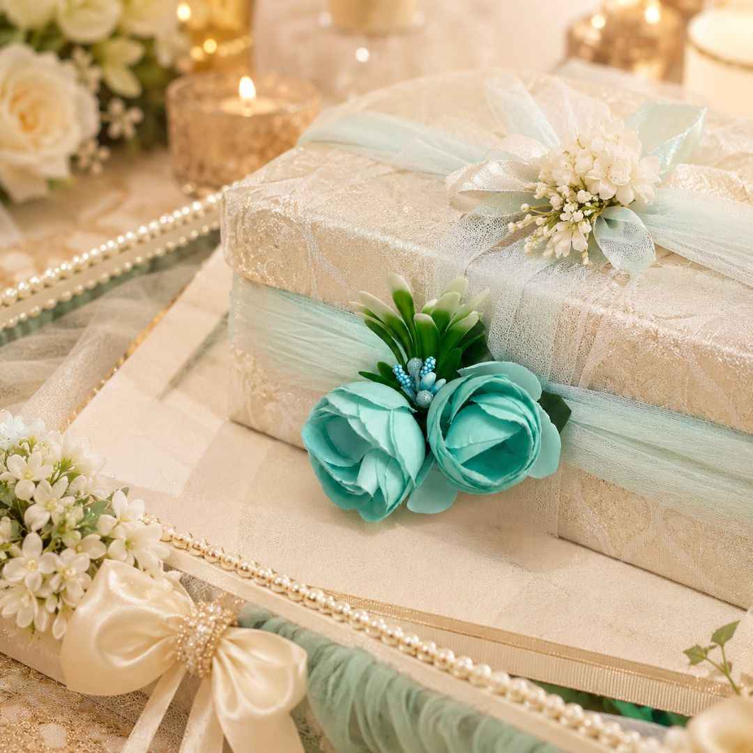 Set of 5 Aqua Blue Floral Decoration Accessories for Hamper Packing