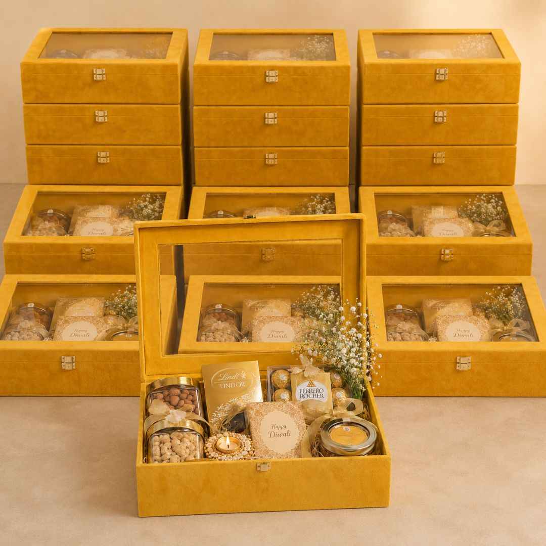 Golden Yellow Transparent Lid Gift Box with Golden Latch