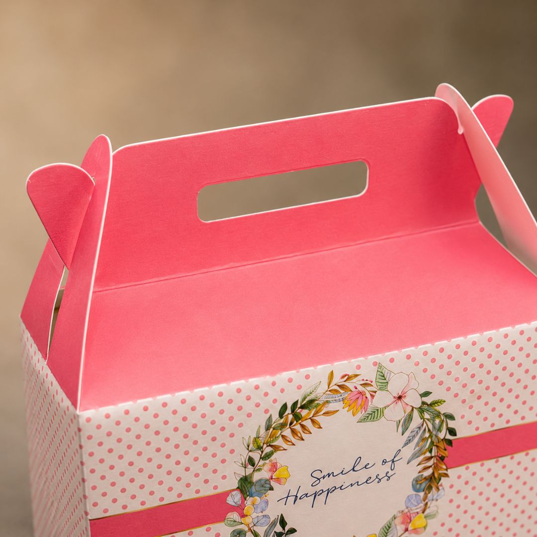 Pack of 8 Smile of Happiness Pink Event Gift Box