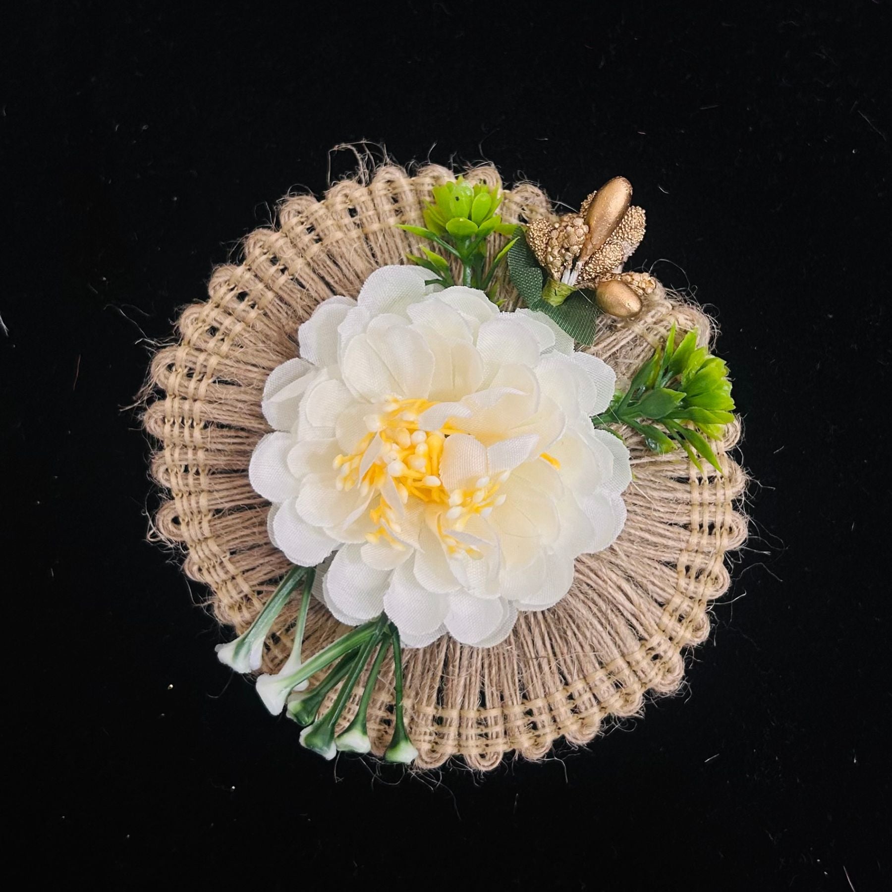 Serene Bloom on Rustic Jute Base – Natural Décor for Hampers & Special Occasions( Pack of 5 )