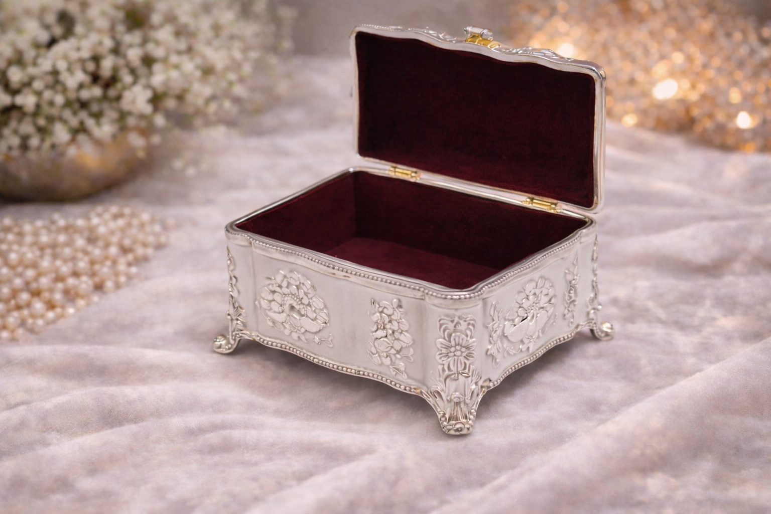 Premium German Silver Decorative Box with Velvet Lining – 4 x 3 Inch Elegant Storage & Gifting Box