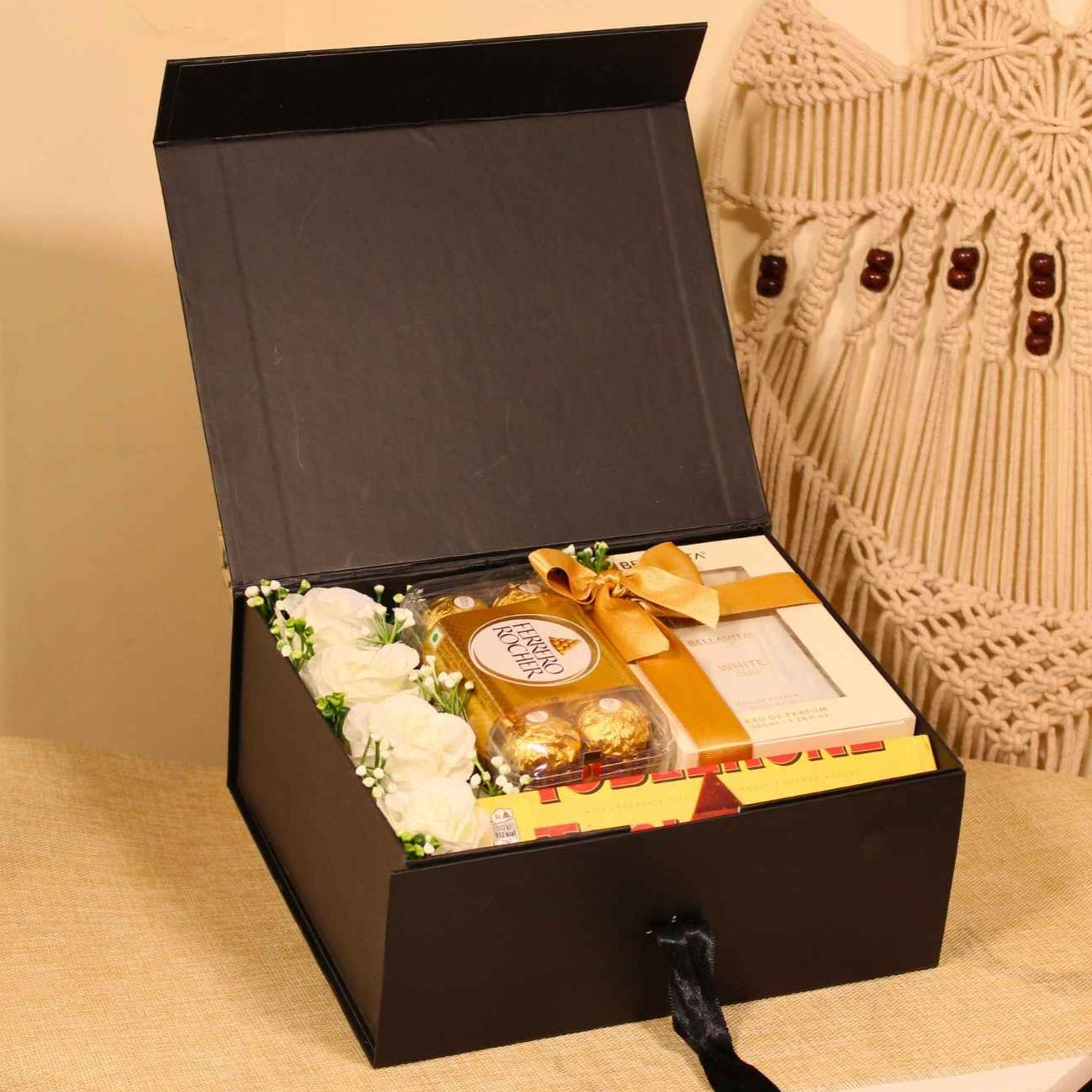 Rakhi Gift Hampers